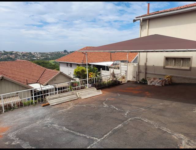 4 BEDROOM HOUSE FOR SALE IN BLUFF